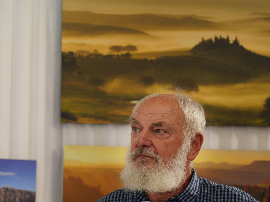 Fotogalerie z vernisáže Petra PEŘINY Fotogalerie z vernisáže Petra PEŘINY