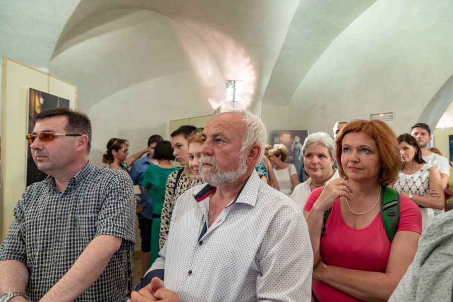 Fotogalerie z vernisáže Romana KŘÍŽE Fotogalerie z vernisáže Romana KŘÍŽE