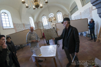 Fotografie z instalace výstavy v Dolních Kounicích