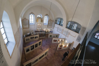 Fotografie z instalace výstavy v Dolních Kounicích