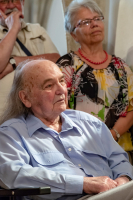 Fotografie z vernisáže výstavy k 30. výročí založení fotoklubu
