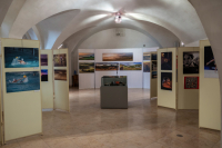 Fotografie z vernisáže výstavy k 30. výročí založení fotoklubu