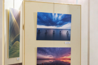 Fotografie z vernisáže výstavy k 30. výročí založení fotoklubu
